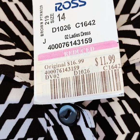 En Focus Studio Midi Dress. - Picture 3 of 11